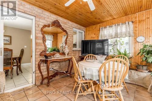 43 Coolsprings Crescent, Caledon, ON - Indoor Photo Showing Dining Room