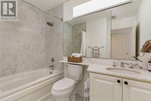 125 - 2289 Lake Shore Boulevard W, Toronto (Mimico), ON - Indoor Photo Showing Bathroom