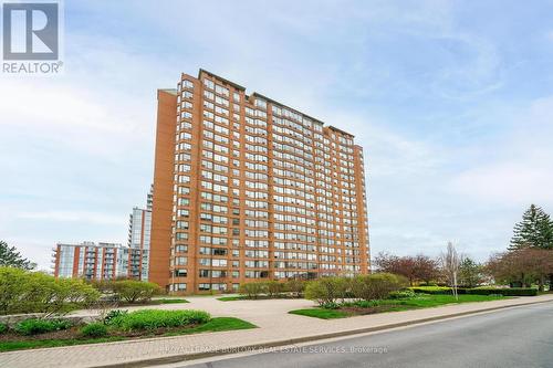 204 - 1270 Maple Crossing Boulevard, Burlington, ON - Outdoor With Facade