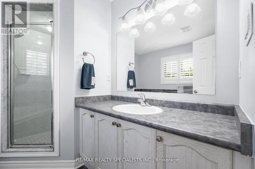 110 Pappain Crescent, Brampton (Snelgrove), ON - Indoor Photo Showing Bathroom