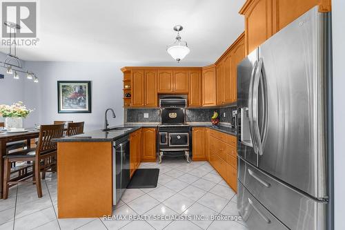 110 Pappain Crescent, Brampton (Snelgrove), ON - Indoor Photo Showing Kitchen