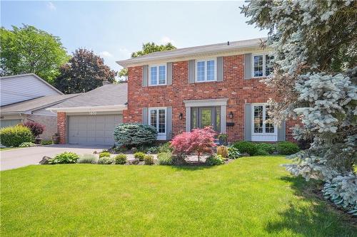 1650 Kerns Road, Burlington, ON - Outdoor With Facade