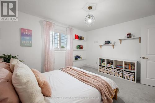 20 Blackburn Lane, Hamilton (Villages Of Glancaster), ON - Indoor Photo Showing Bedroom