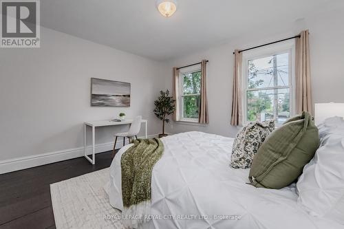 108 Harris Street, Guelph (Two Rivers), ON - Indoor Photo Showing Bedroom