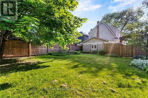 32 Forest Hill Road, St. Catharines, ON - Outdoor