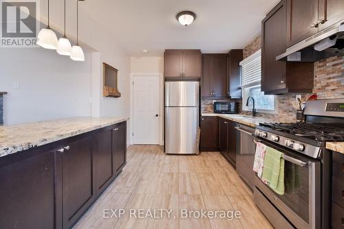 316 Barton Street, Hamilton, ON - Indoor Photo Showing Kitchen