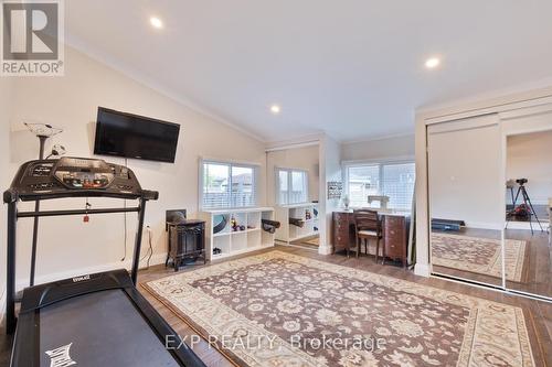 316 Barton Street, Hamilton, ON - Indoor