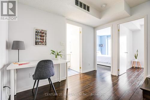 1006 - 5 Everson Drive, Toronto (Willowdale East), ON - Indoor Photo Showing Office