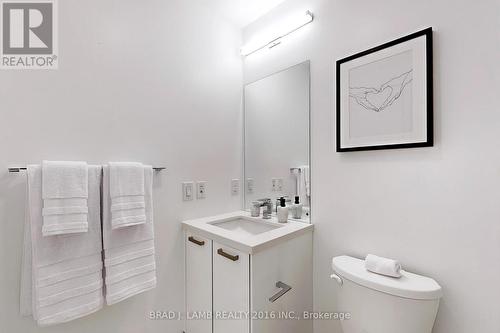 2302 - 55 Ontario Street, Toronto (Moss Park), ON - Indoor Photo Showing Bathroom