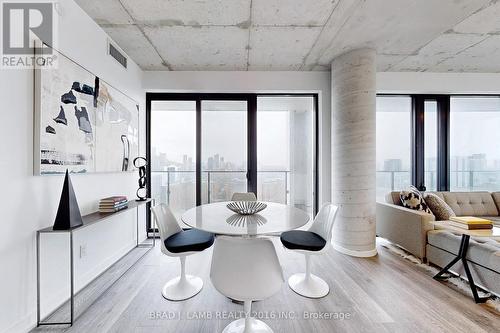 2302 - 55 Ontario Street, Toronto (Moss Park), ON - Indoor Photo Showing Dining Room