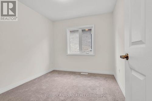 205 Port Crescent E, Welland, ON - Indoor Photo Showing Other Room