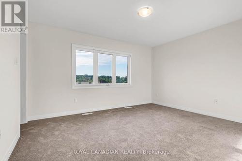 205 Port Crescent E, Welland, ON - Indoor Photo Showing Other Room