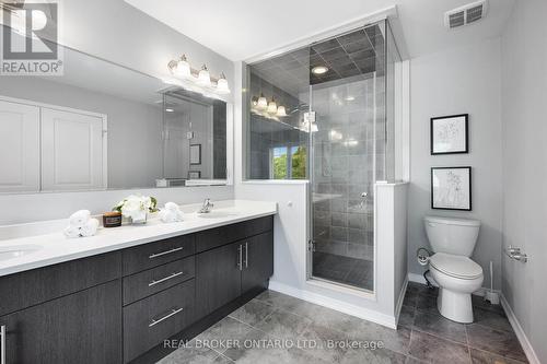 340 Falling Green Crescent, Kitchener, ON - Indoor Photo Showing Bathroom