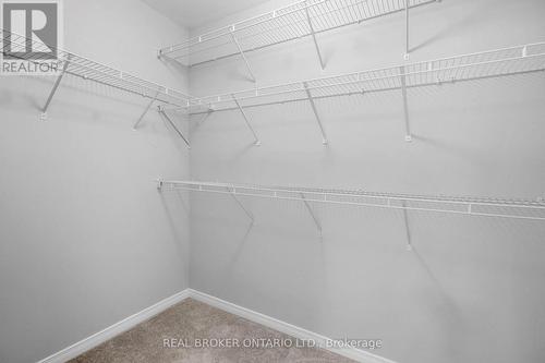 340 Falling Green Crescent, Kitchener, ON - Indoor With Storage