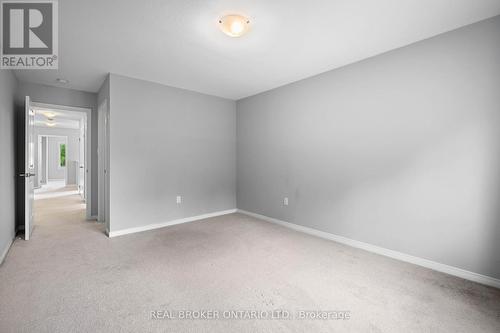 340 Falling Green Crescent, Kitchener, ON - Indoor Photo Showing Other Room