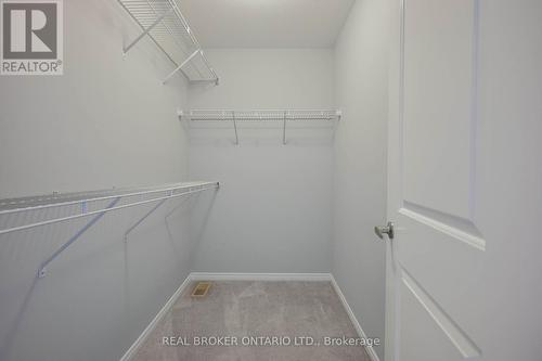 340 Falling Green Crescent, Kitchener, ON - Indoor With Storage