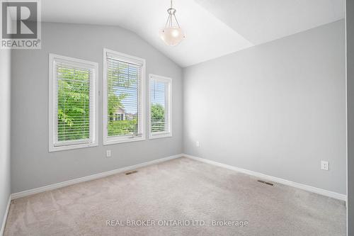 340 Falling Green Crescent, Kitchener, ON - Indoor Photo Showing Other Room