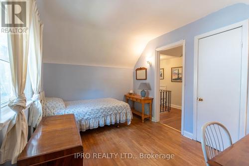 35 Wolcott Avenue, Toronto (Oakridge), ON - Indoor Photo Showing Bedroom