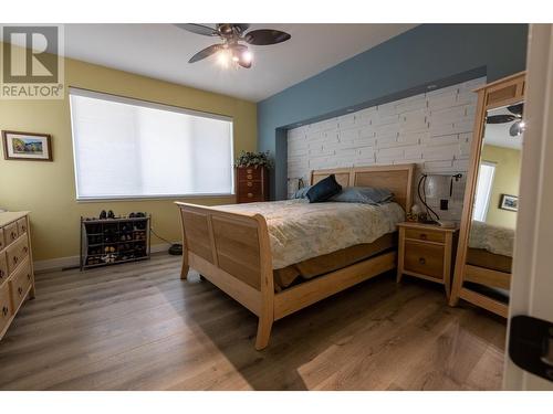 4103 Rio Vista Place, Kamloops, BC - Indoor Photo Showing Bedroom