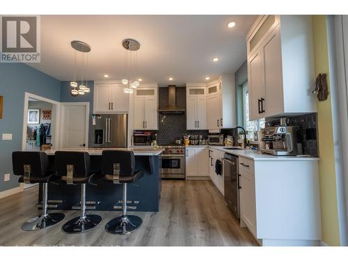 4103 Rio Vista Place, Kamloops, BC - Indoor Photo Showing Kitchen With Upgraded Kitchen