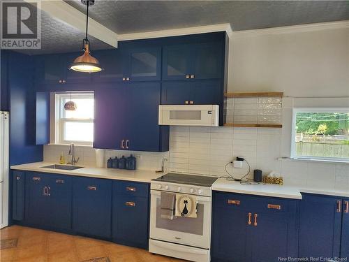 253 Queen Street, Saint Andrews, NB - Indoor Photo Showing Kitchen