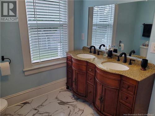 253 Queen Street, Saint Andrews, NB - Indoor Photo Showing Bathroom