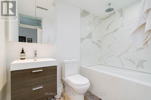 126 Sears Street, Toronto (Greenwood-Coxwell), ON - Indoor Photo Showing Bathroom