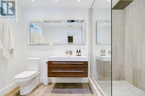 126 Sears Street, Toronto (Greenwood-Coxwell), ON - Indoor Photo Showing Bathroom