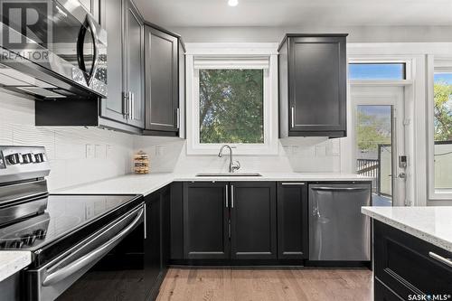 1127 7Th Street E, Saskatoon, SK - Indoor Photo Showing Kitchen With Stainless Steel Kitchen With Upgraded Kitchen