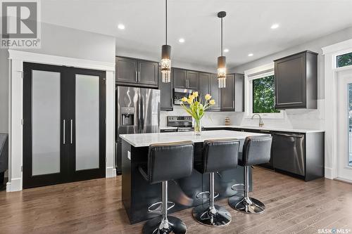 1127 7Th Street E, Saskatoon, SK - Indoor Photo Showing Kitchen With Stainless Steel Kitchen With Upgraded Kitchen