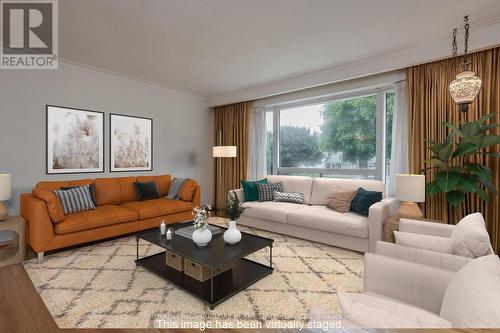 5436 Windermere Drive, Burlington (Appleby), ON - Indoor Photo Showing Living Room