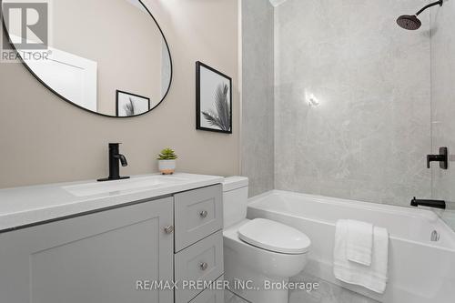 454 Valermo Drive, Toronto (Alderwood), ON - Indoor Photo Showing Bathroom