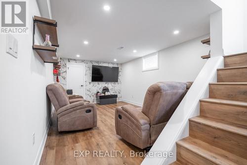 1040 Cedarwood Place, Burlington, ON - Indoor