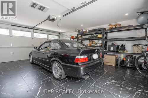 1040 Cedarwood Place, Burlington, ON - Indoor Photo Showing Garage