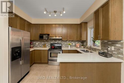 26 Neuchatel Avenue, Vaughan, ON - Indoor Photo Showing Kitchen With Double Sink