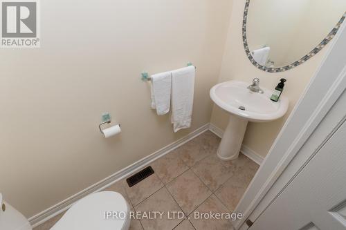 26 Neuchatel Avenue, Vaughan, ON - Indoor Photo Showing Bathroom