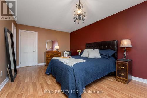 26 Neuchatel Avenue, Vaughan, ON - Indoor Photo Showing Bedroom