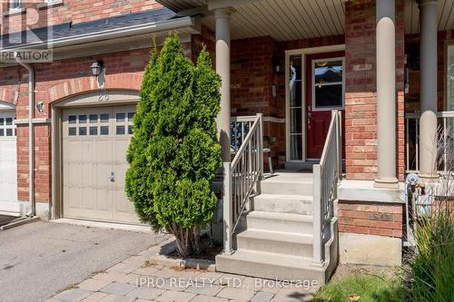 26 Neuchatel Avenue, Vaughan, ON - Outdoor