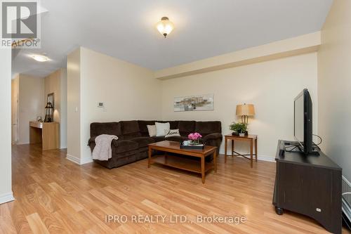 26 Neuchatel Avenue, Vaughan, ON - Indoor