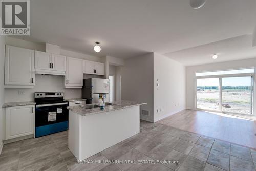 15 Valleybrook Road, Barrie, ON - Indoor Photo Showing Kitchen With Double Sink