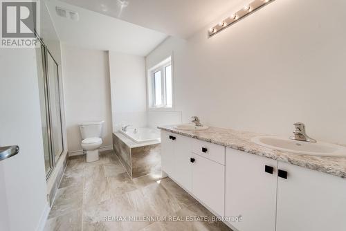 15 Valleybrook Road, Barrie, ON - Indoor Photo Showing Bathroom