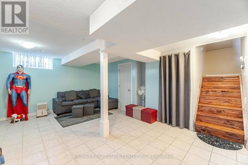 10 Joshua Court, Brampton (Northgate), ON - Indoor Photo Showing Other Room