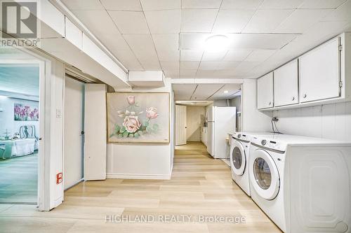 1273 Bridge Road, Oakville, ON - Indoor Photo Showing Laundry Room