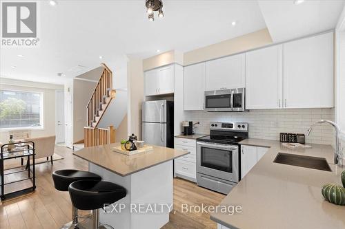 149 Frederick Tisdale Drive, Toronto (Downsview-Roding-Cfb), ON - Indoor Photo Showing Kitchen With Upgraded Kitchen