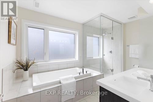 149 Frederick Tisdale Drive, Toronto (Downsview-Roding-Cfb), ON - Indoor Photo Showing Bathroom