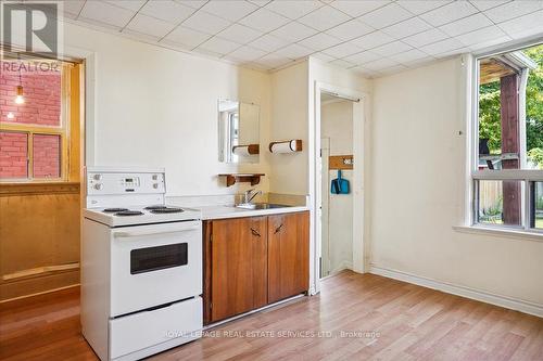 20 Ruskin Avenue, Toronto (Dovercourt-Wallace Emerson-Junction), ON - Indoor Photo Showing Kitchen