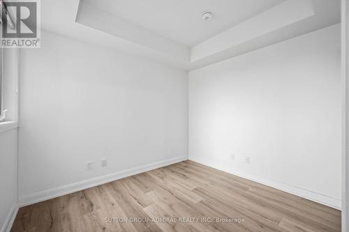 315 - 385 Osler Street, Toronto (Weston-Pellam Park), ON - Indoor Photo Showing Other Room