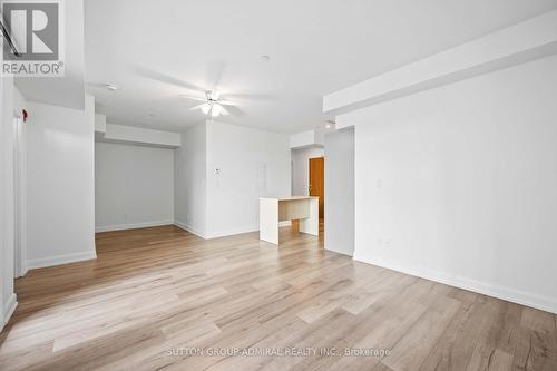 315 - 385 Osler Street, Toronto (Weston-Pellam Park), ON - Indoor Photo Showing Other Room