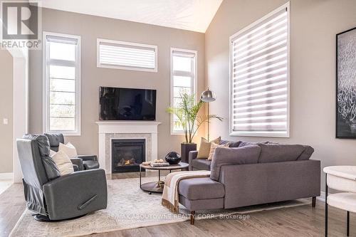 1456 Ford Strathy Crescent, Oakville, ON - Indoor With Fireplace