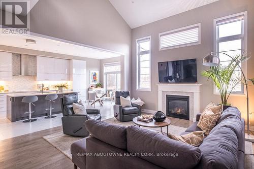 1456 Ford Strathy Crescent, Oakville, ON - Indoor Photo Showing Living Room With Fireplace